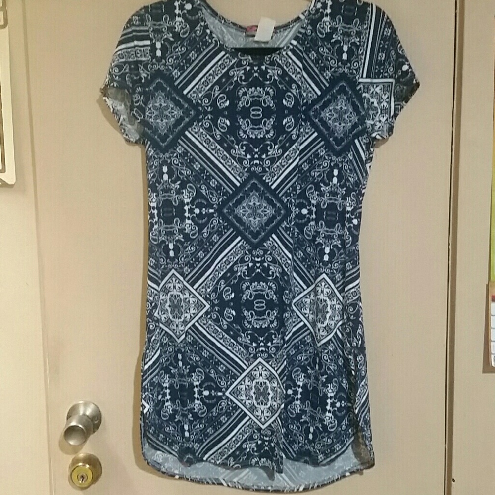 Blue and white patterned dress